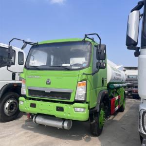 Howo Light Duty 8000liters Fuel Tanker Truck 