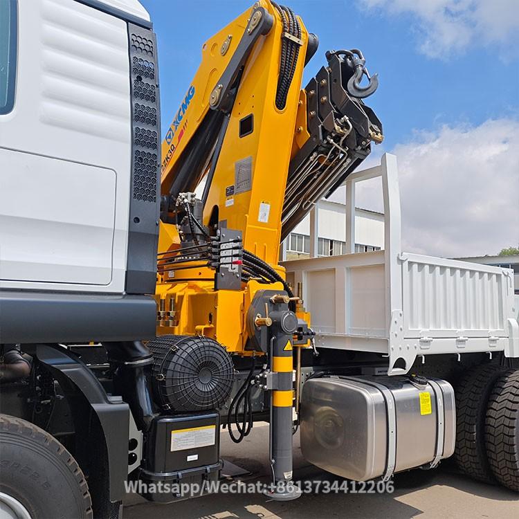 Sinotruck Howo Tx 4x4 Small Light Duty Cargo Truck With Crane