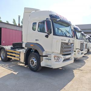 Sinotruk Heavy Duty Howo NX 4x2 6Wheeler Tractor Truck