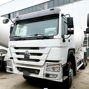 Sinotruk Howo 6x4 10cubic Meters 10 Wheeler Concrete Mixer Truck