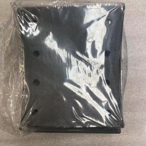 Sinotruk Spare Parts 14-Hole Red Ceramic Rear Brake Lining WG9231342068